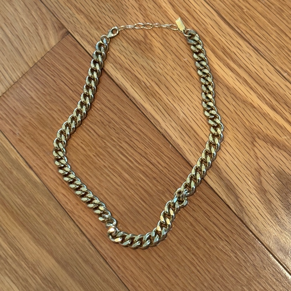 Chunky Gold Chain Necklace electric picks